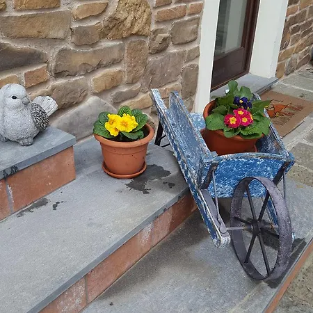 Farm stay Podere Montese