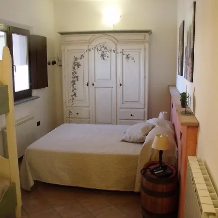 Podere Montese Agroturismo *